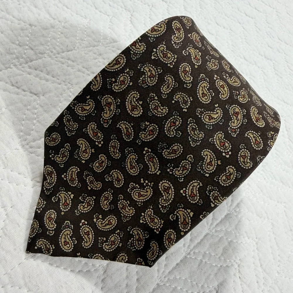 Vtg Christian Dior Cravates All Silk Paisley Pattern Men's Tie Brown‎ 56